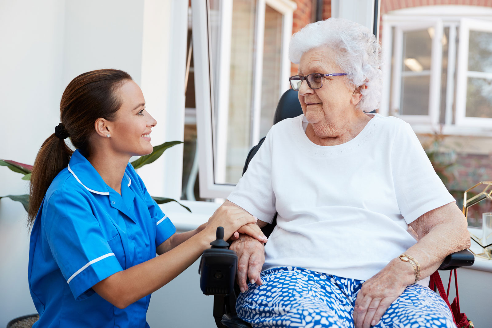 bigstock-Senior-Woman-Sitting-In-Motori-258166102 bigstock-Senior-Woman-Sitting-In-Motori-258166102
